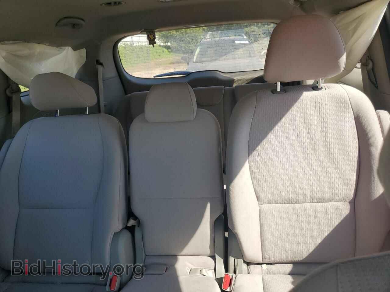 2016 KIA All Models - VIN: KNDMB5C14G6192561 - Фото 10