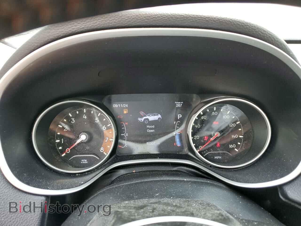 2018 JEEP COMPASS - VIN: 3C4NJCBB6JT124930 - Фото 9
