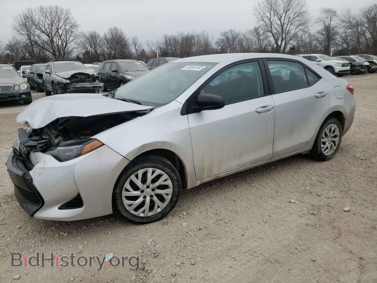 Photo 5YFBURHE4HP729766 - TOYOTA COROLLA 2017