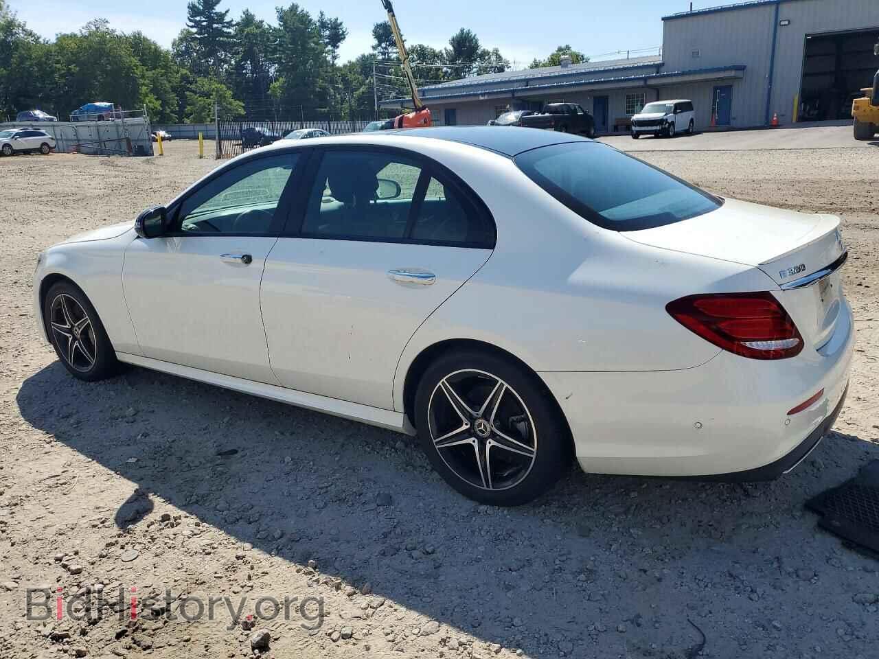 2018 MERCEDES-BENZ E-CLASS - VIN: WDDZF4KB8JA344026 - Фото 2