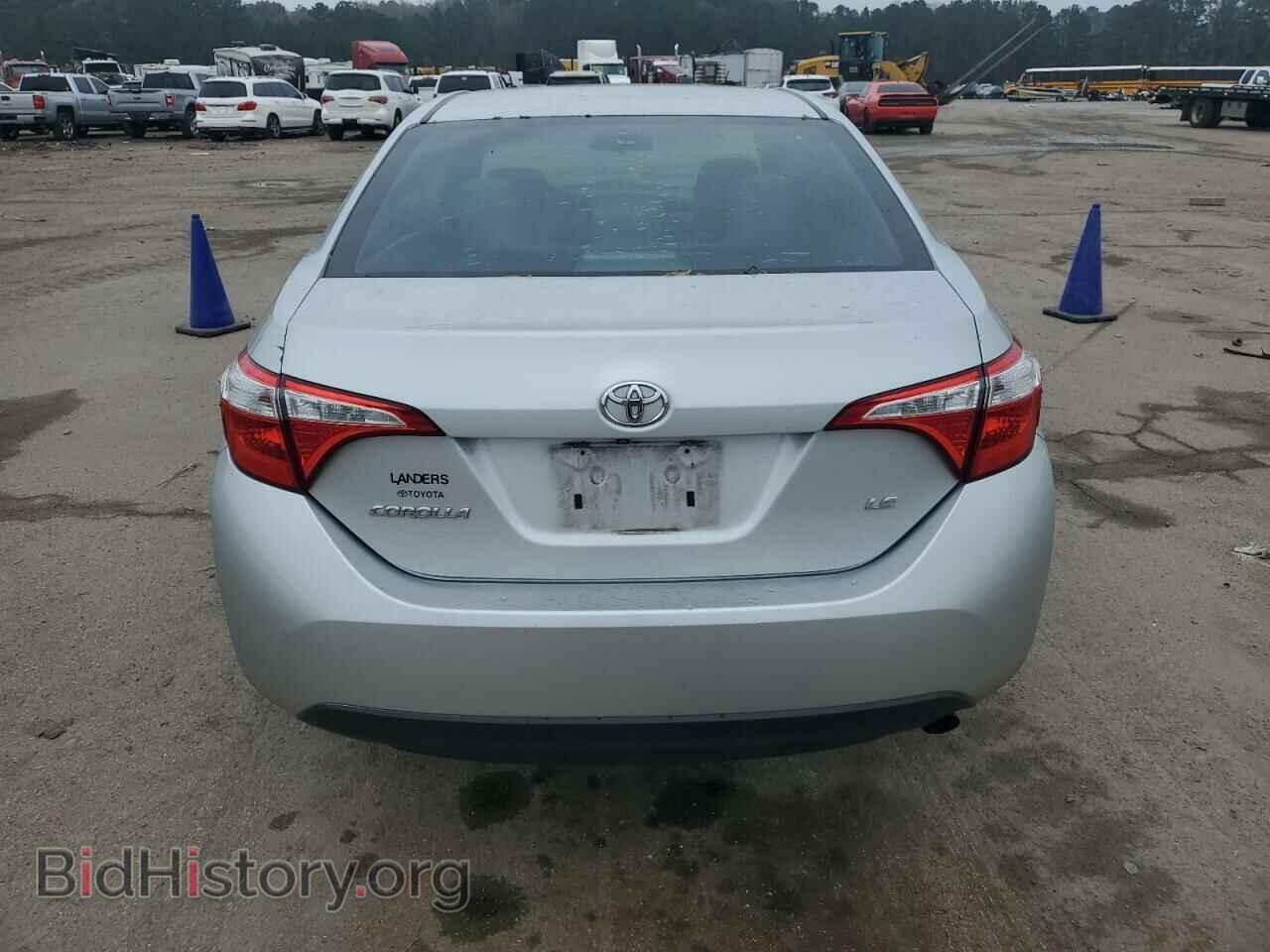 2015 TOYOTA COROLLA - VIN: 5YFBURHE5FP323279 - Фото 6