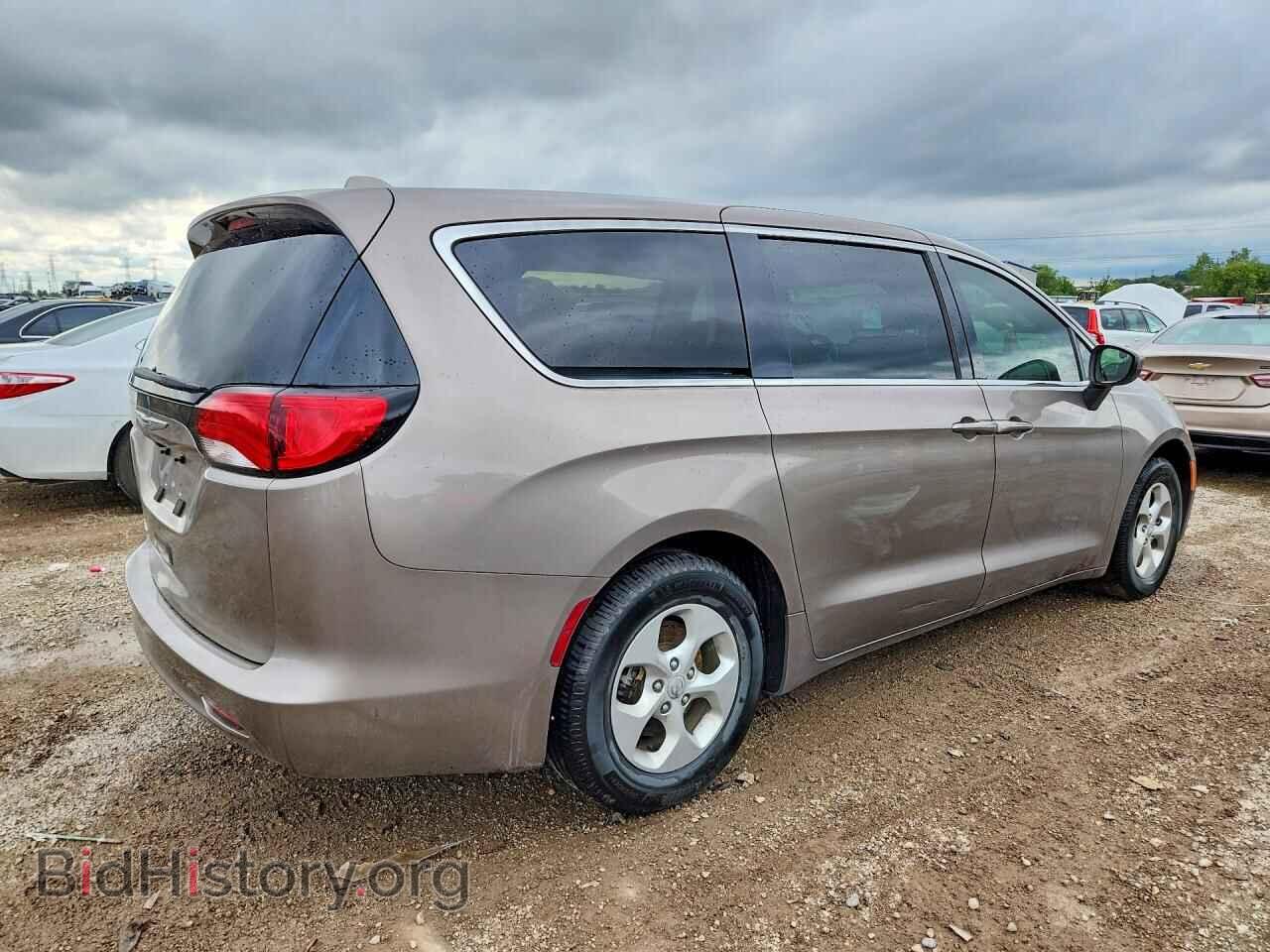 2017 CHRYSLER PACIFICA - VIN: 2C4RC1CG0HR827124 - Photo 3