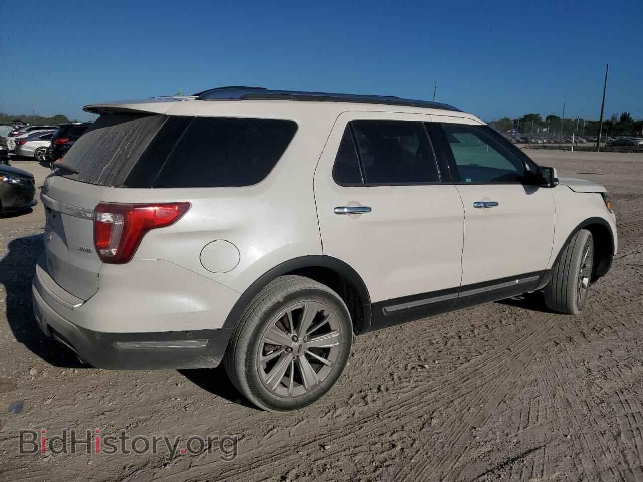 2018 FORD EXPLORER - VIN: 1FM5K8F88JGB14473 - Фото 3