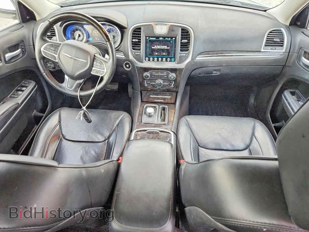 2017 CHRYSLER 300 - VIN: 2C3CCAET1HH582327 - Фото 8