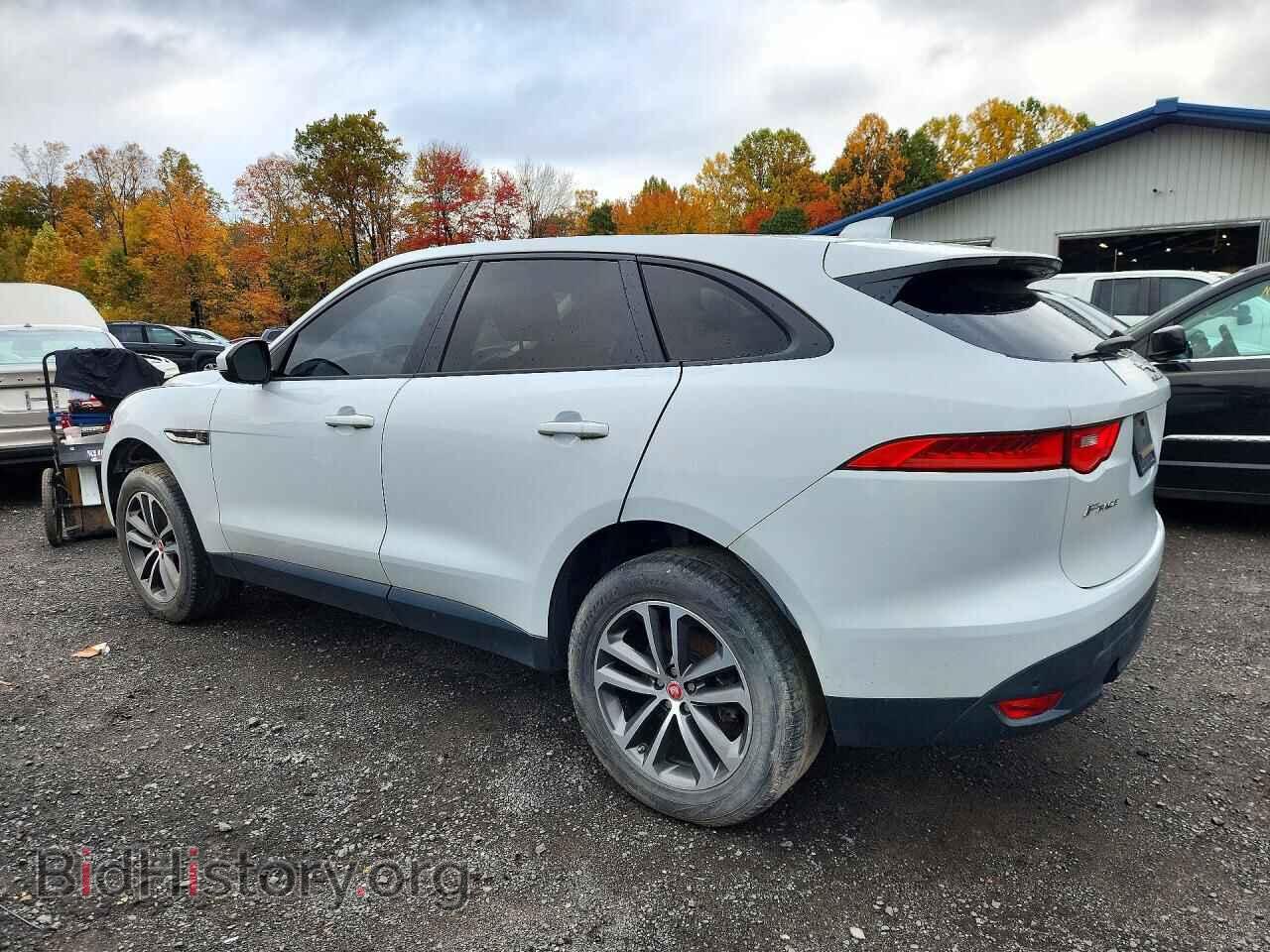 2017 JAGUAR F-PACE - VIN: SADCJ2BV5HA063961 - Photo 2