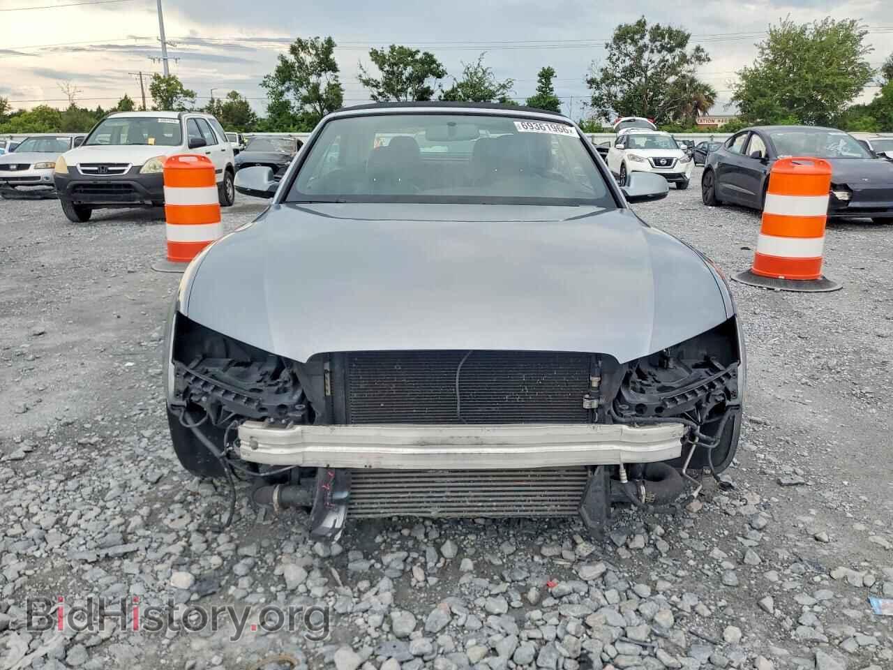 2011 AUDI A5 - VIN: WAUAFAFHXBN002377 - Photo 5