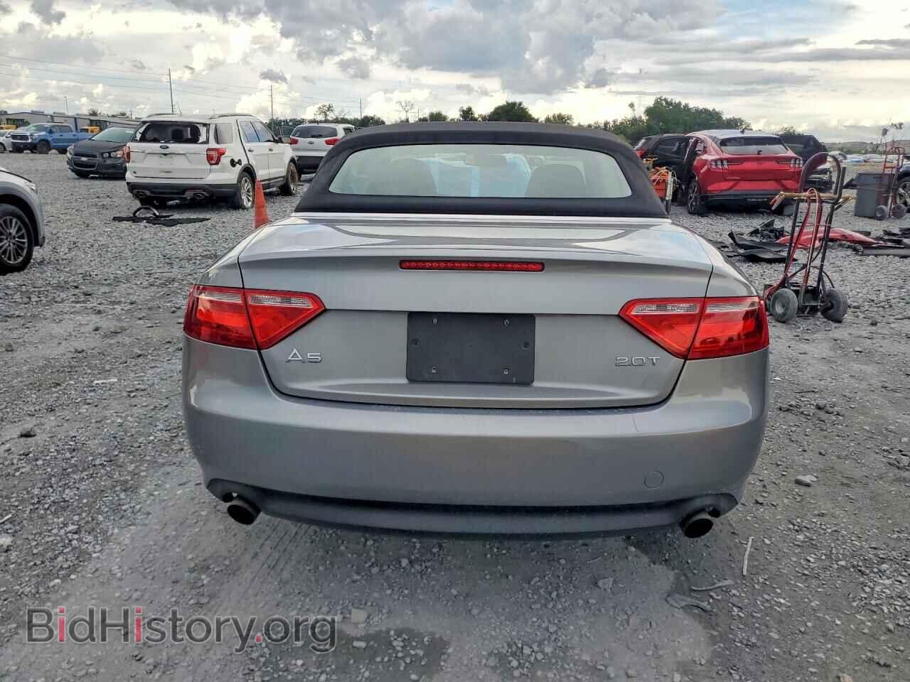 2011 AUDI A5 - VIN: WAUAFAFHXBN002377 - Photo 6