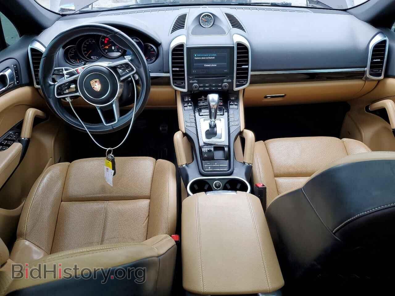 2017 PORSCHE CAYENNE - VIN: WP1AA2A21HKA88200 - Photo 8