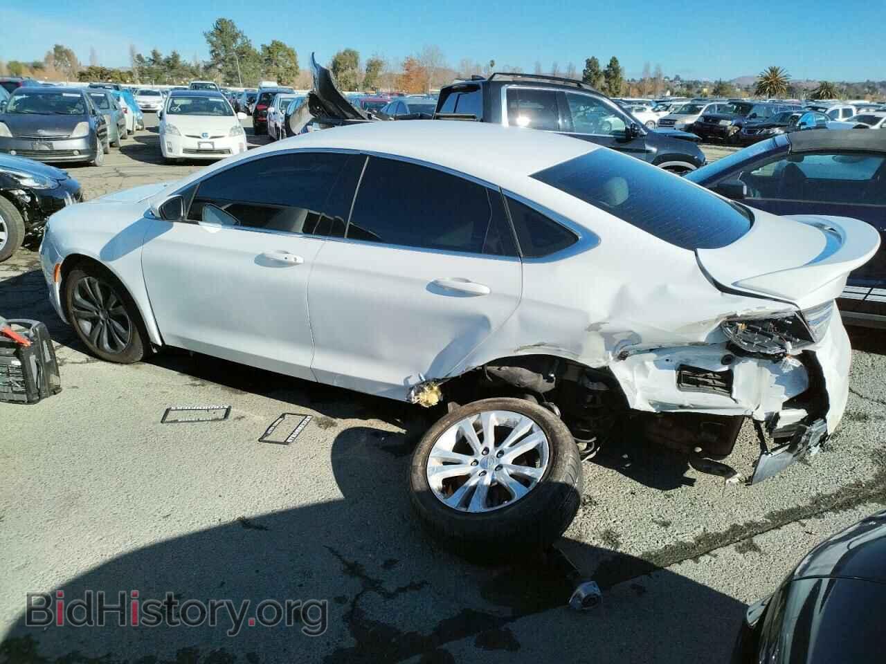 2015 CHRYSLER 200 - VIN: 1C3CCCAB0FN756420 - Фото 2