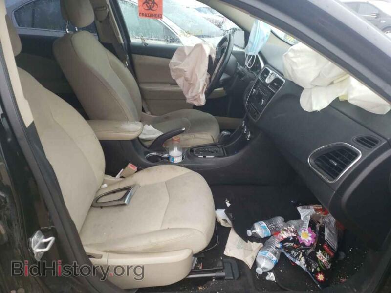 2013 Chrysler 200 (VIN 1C3CCBBB0DN766290) — photo 5 of 10