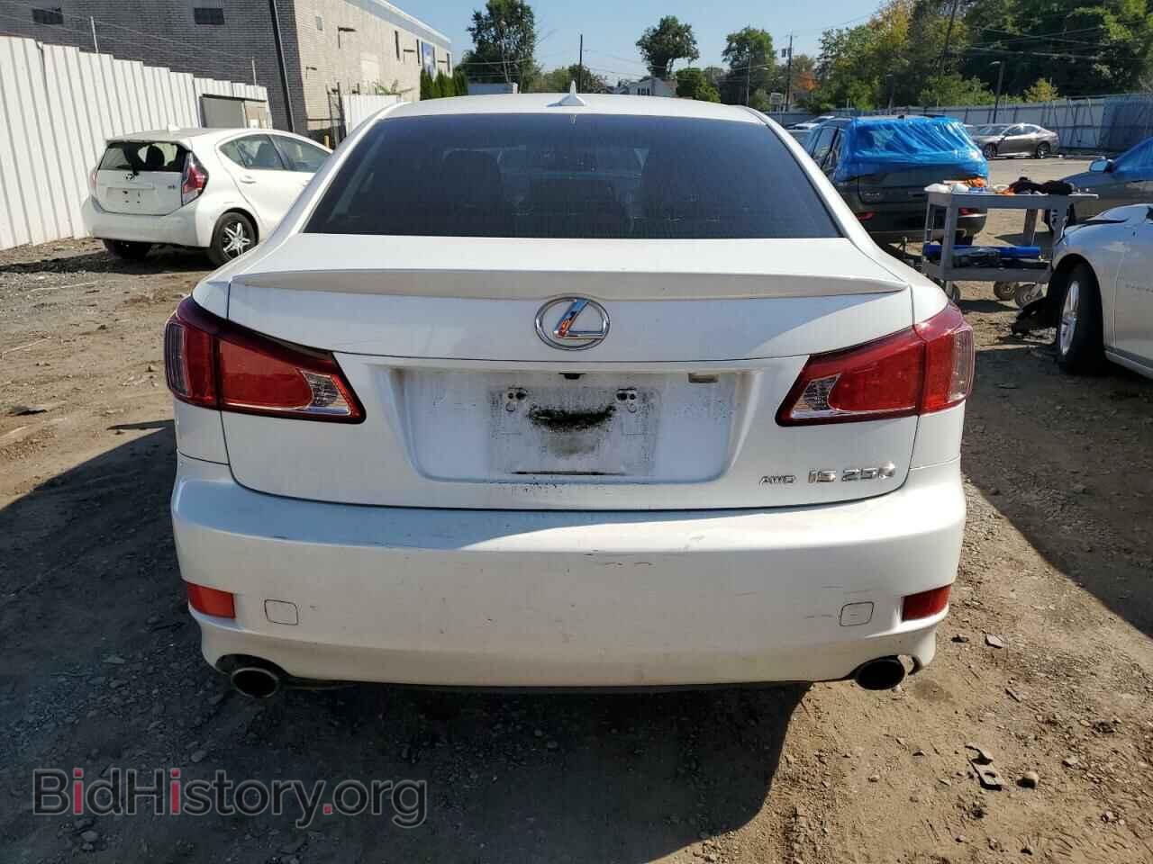 2011 LEXUS IS - VIN: JTHCF5C20B5047782 - Фото 6