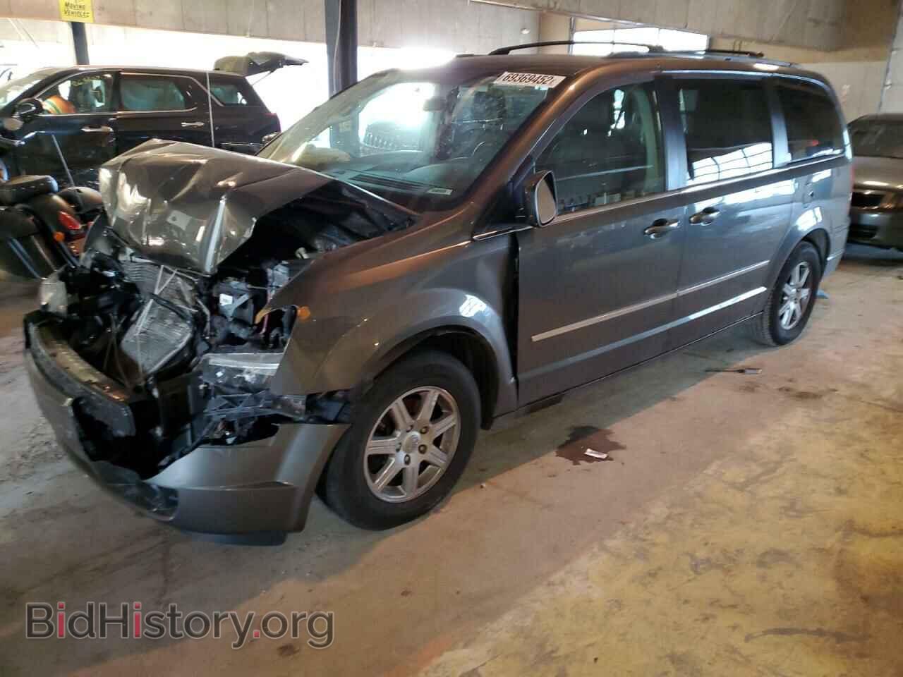 Photo 2A4RR8D19AR405693 - CHRYSLER MINIVAN 2010