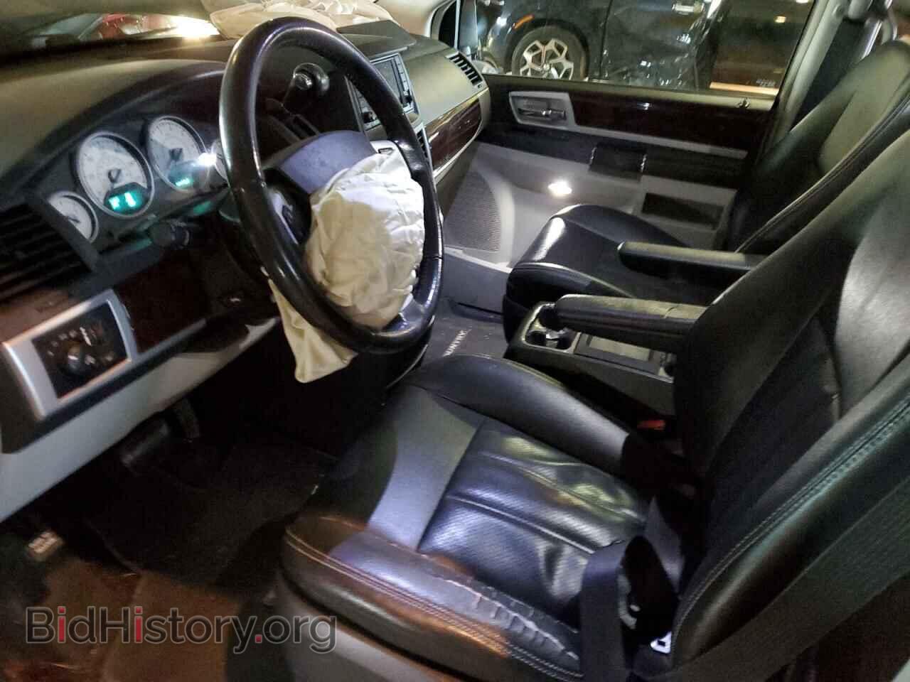 2010 CHRYSLER MINIVAN - VIN: 2A4RR8D19AR405693 - Фото 7