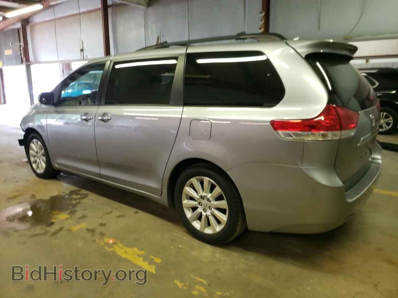 2011 TOYOTA All Models - VIN: 5TDYK3DC1BS024939 - Фото 2