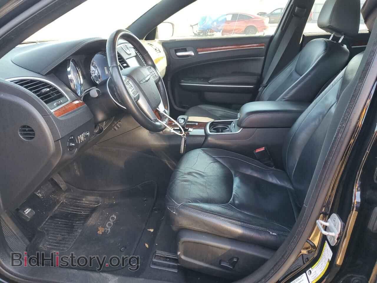 2012 CHRYSLER 300 - VIN: 2C3CCAAG3CH311979 - Фото 7