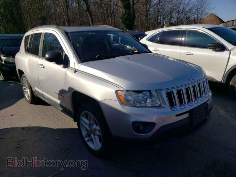 2011 Jeep COMPASS (VIN 1J4NF5FB7BD165088) — фото 4 из 12