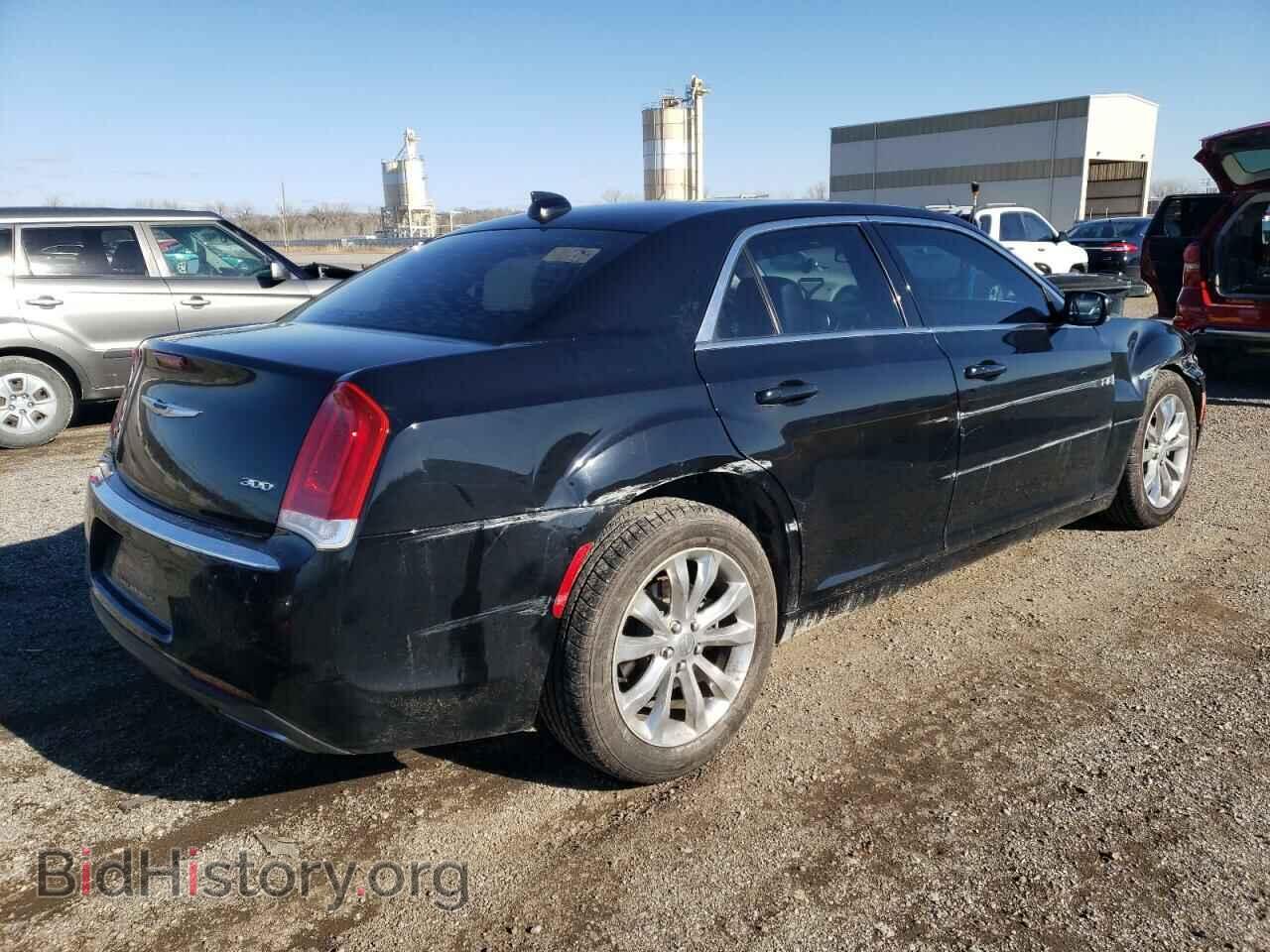 2015 CHRYSLER 300 - VIN: 2C3CCARG5FH894354 - Фото 3