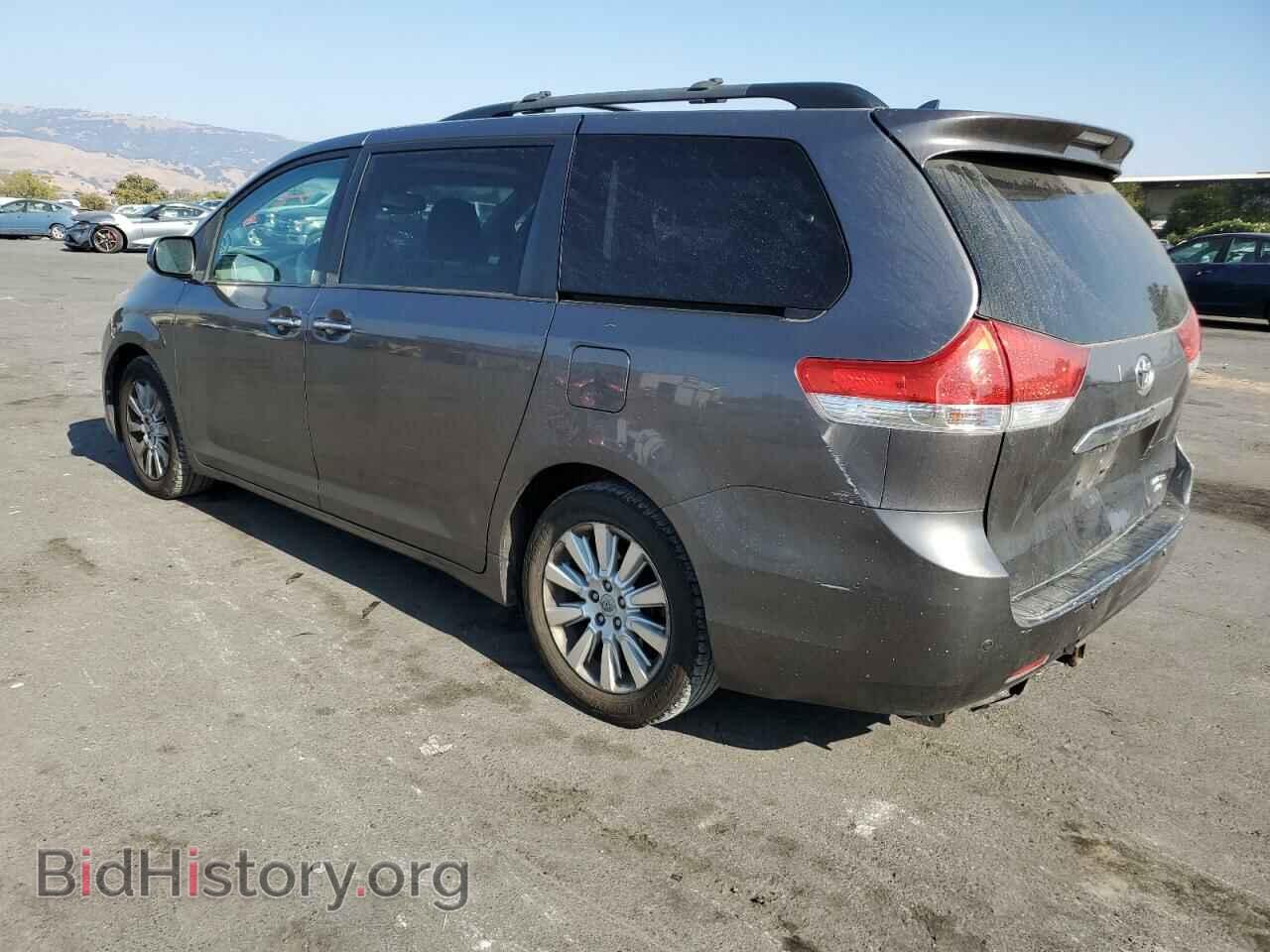 2011 TOYOTA All Models - VIN: 5TDDK3DC5BS027566 - Фото 2