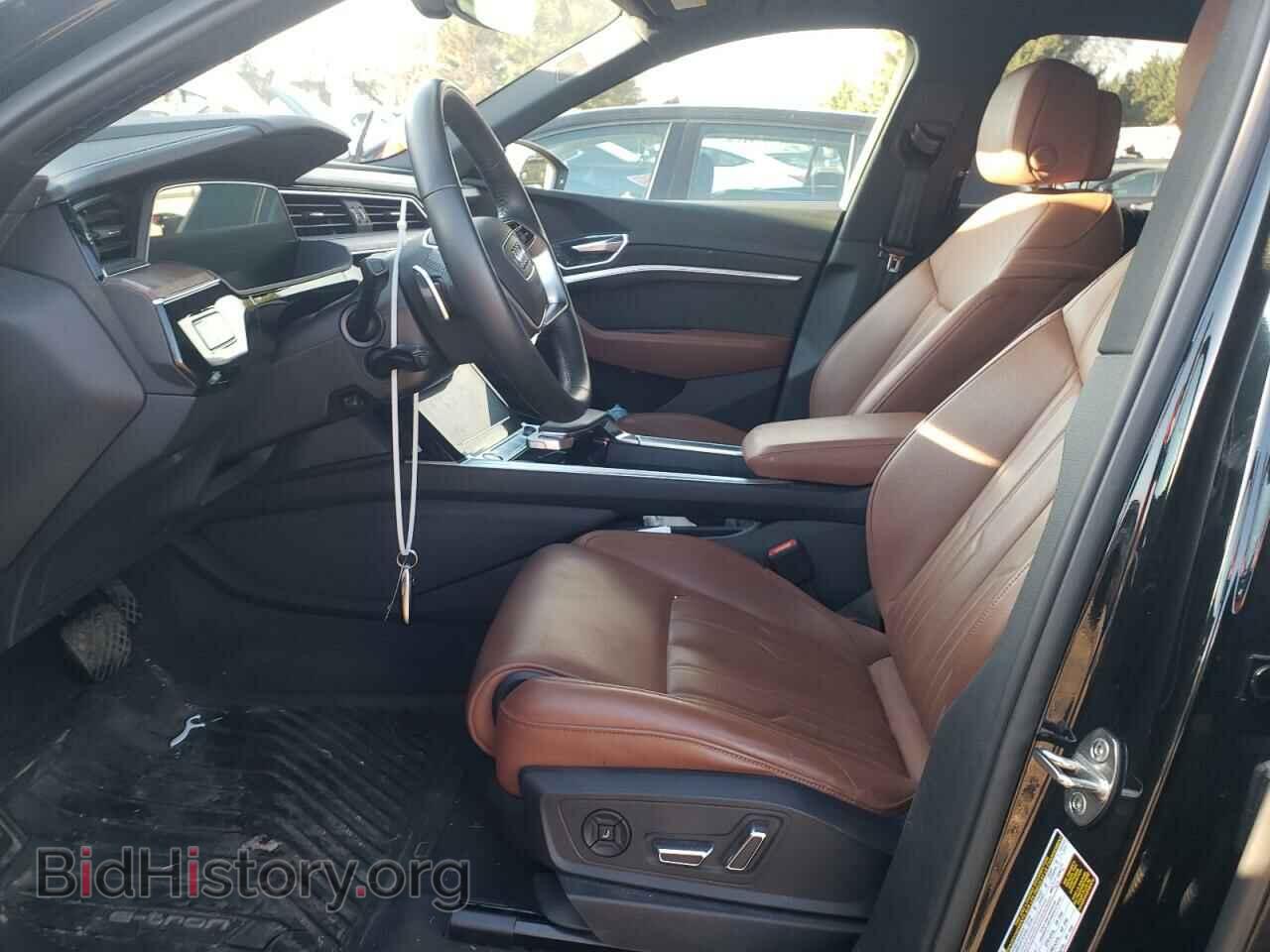 2019 AUDI E-TRON - VIN: WA1VAAGE5KB024077 - Photo 7