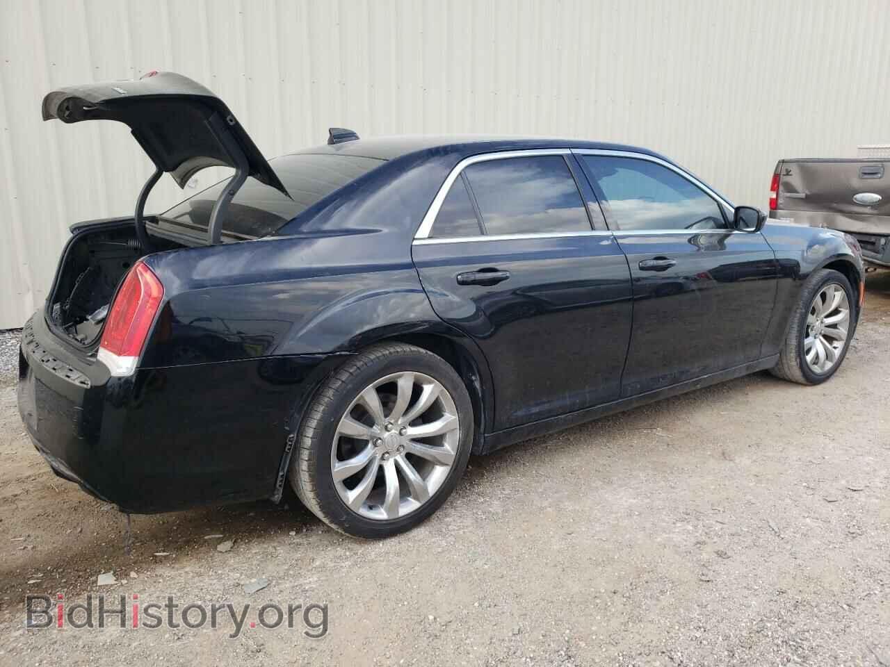 2016 CHRYSLER 300 - VIN: 2C3CCAAG9GH321048 - Фото 3
