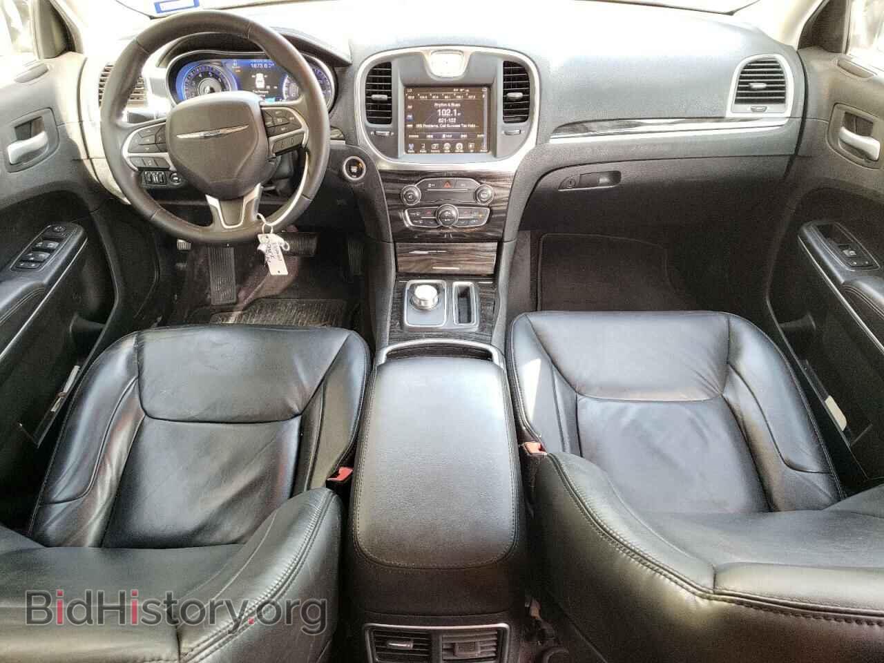 2016 CHRYSLER 300 - VIN: 2C3CCAAG9GH321048 - Фото 8