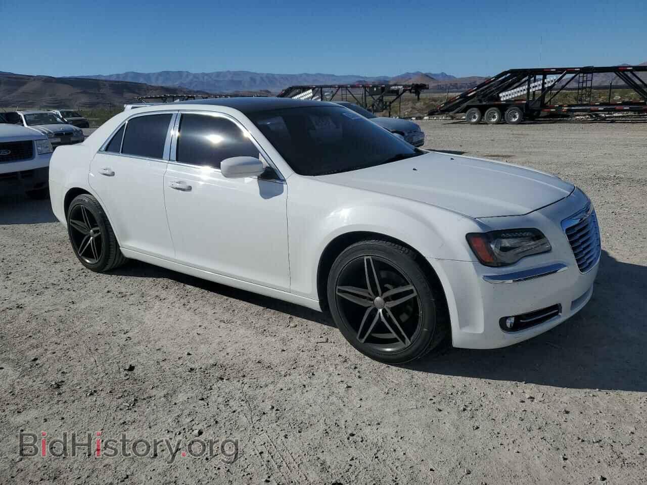 2013 CHRYSLER 300 - VIN: 2C3CCABG7DH641043 - Фото 4