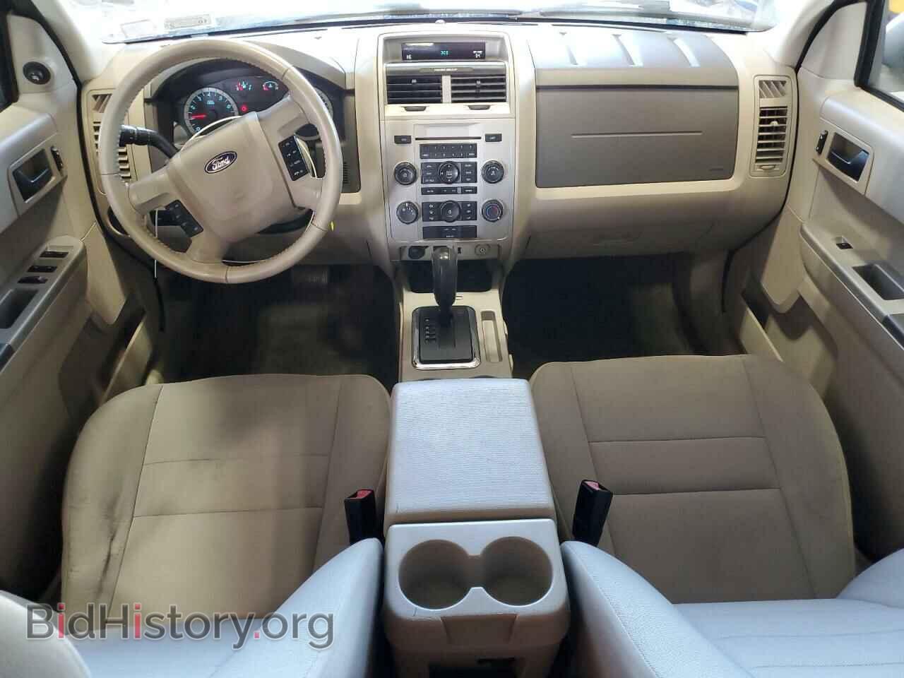 2011 FORD ESCAPE - VIN: 1FMCU9D73BKA03197 - Photo 8