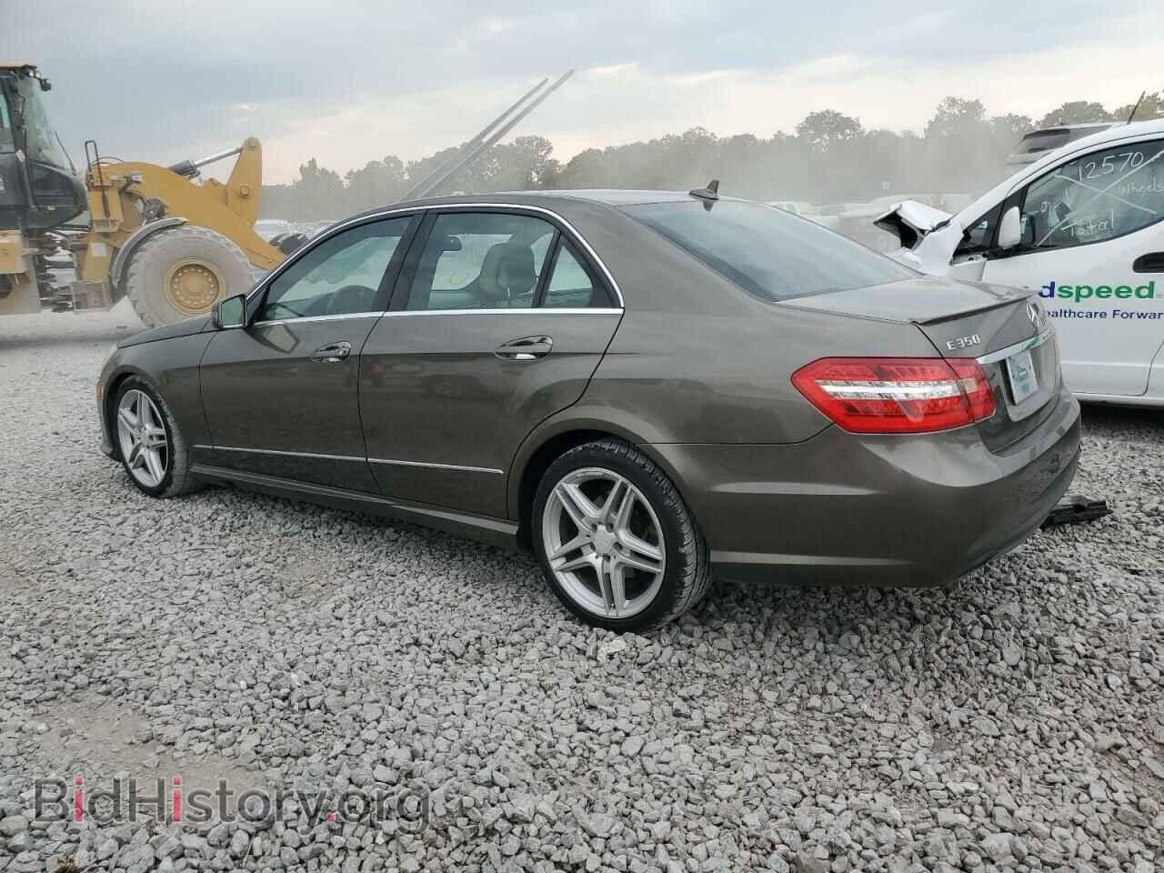 2011 MERCEDES-BENZ E-CLASS - VIN: WDDHF5GB2BA466599 - Фото 2