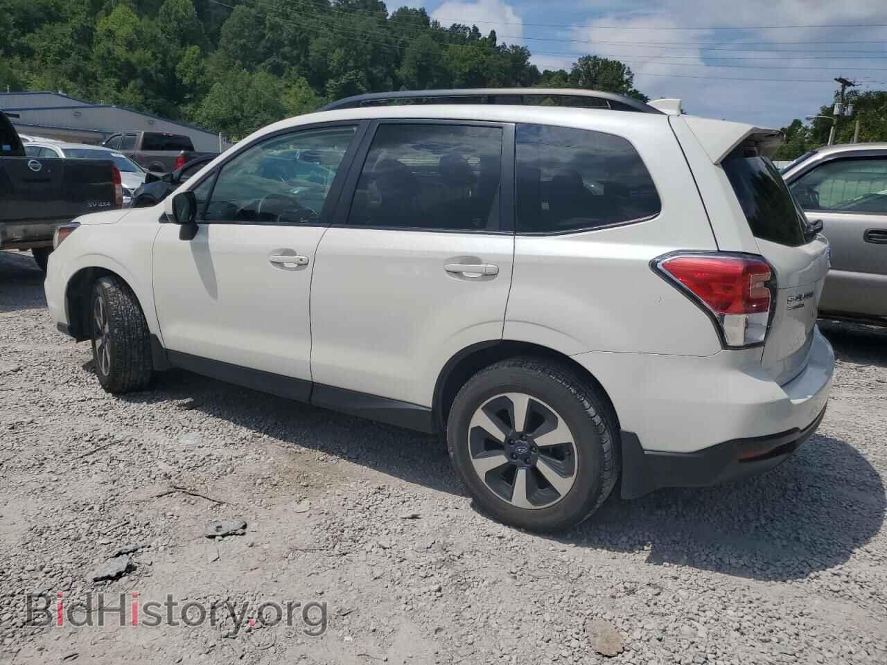 2017 SUBARU FORESTER - VIN: JF2SJAEC2HH506099 - Фото 2