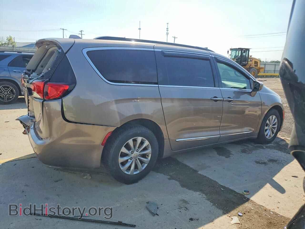 2017 CHRYSLER PACIFICA - VIN: 2C4RC1BG7HR803727 - Photo 3