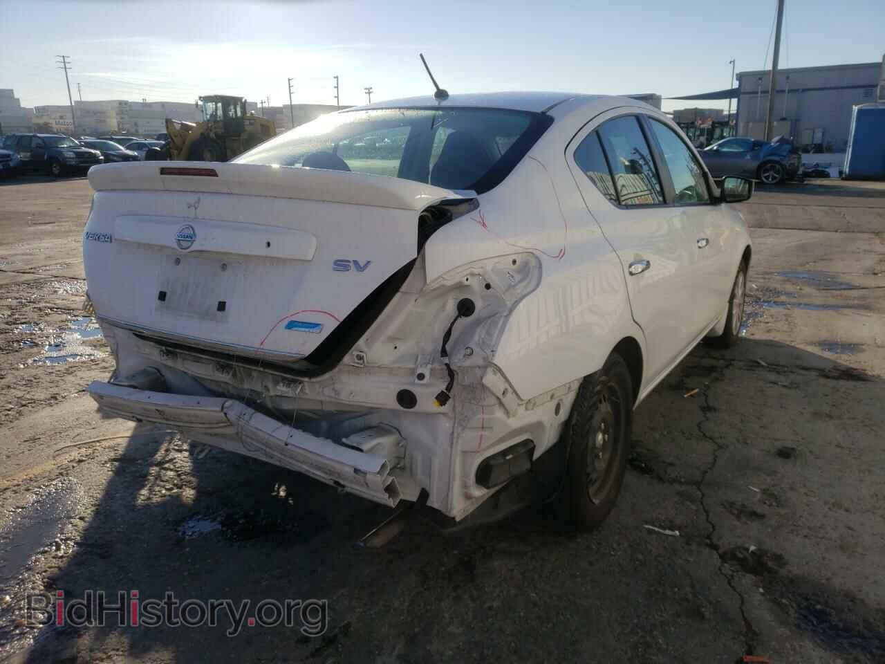 2016 NISSAN VERSA - VIN: 3N1CN7AP0GL825040 - Фото 4