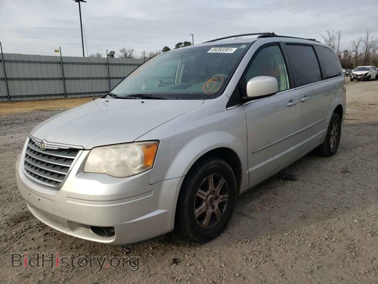2010 CHRYSLER MINIVAN - VIN: 2A4RR5D1XAR413235 - Фото 2