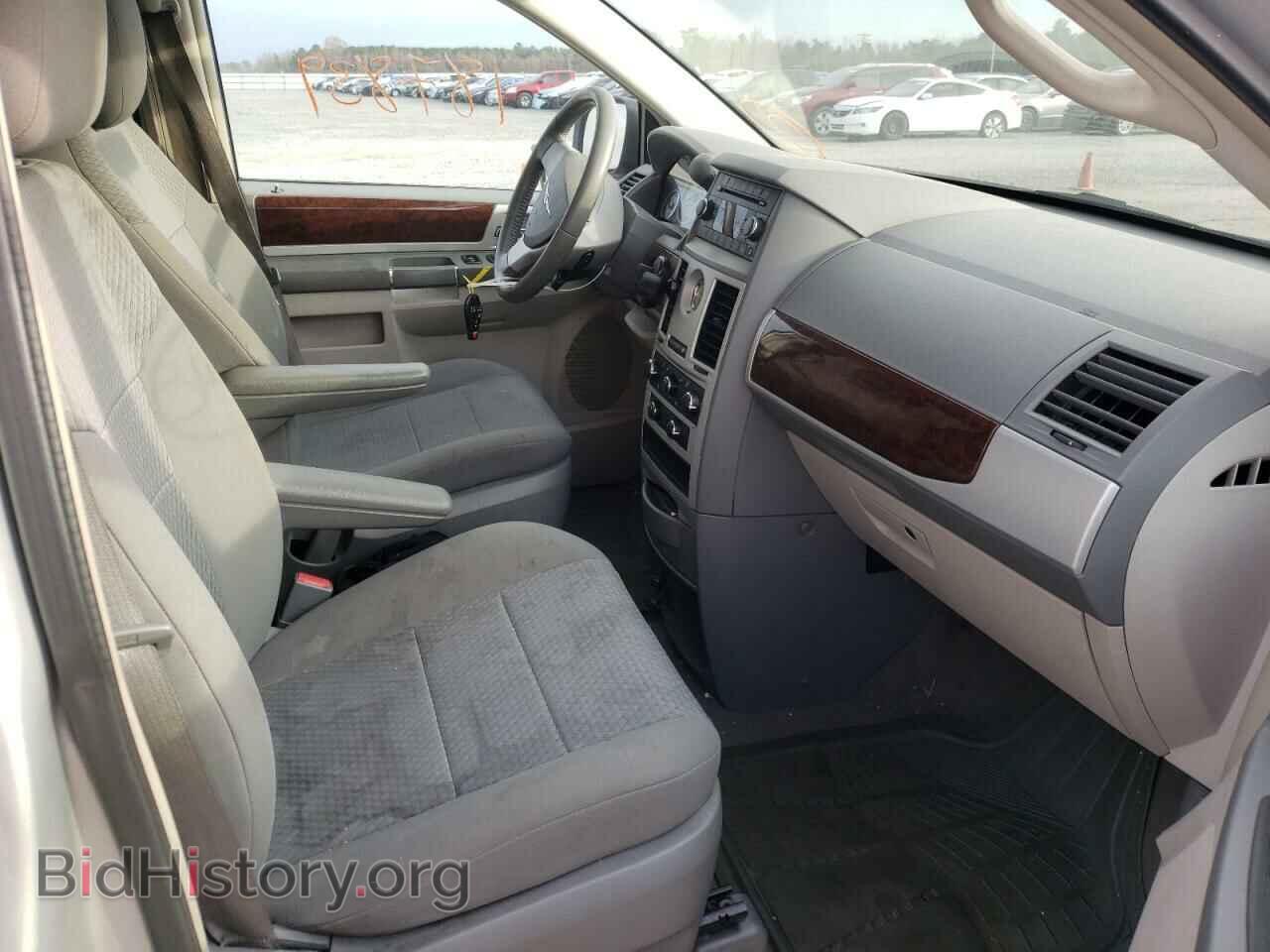 2010 CHRYSLER MINIVAN - VIN: 2A4RR5D1XAR413235 - Фото 5