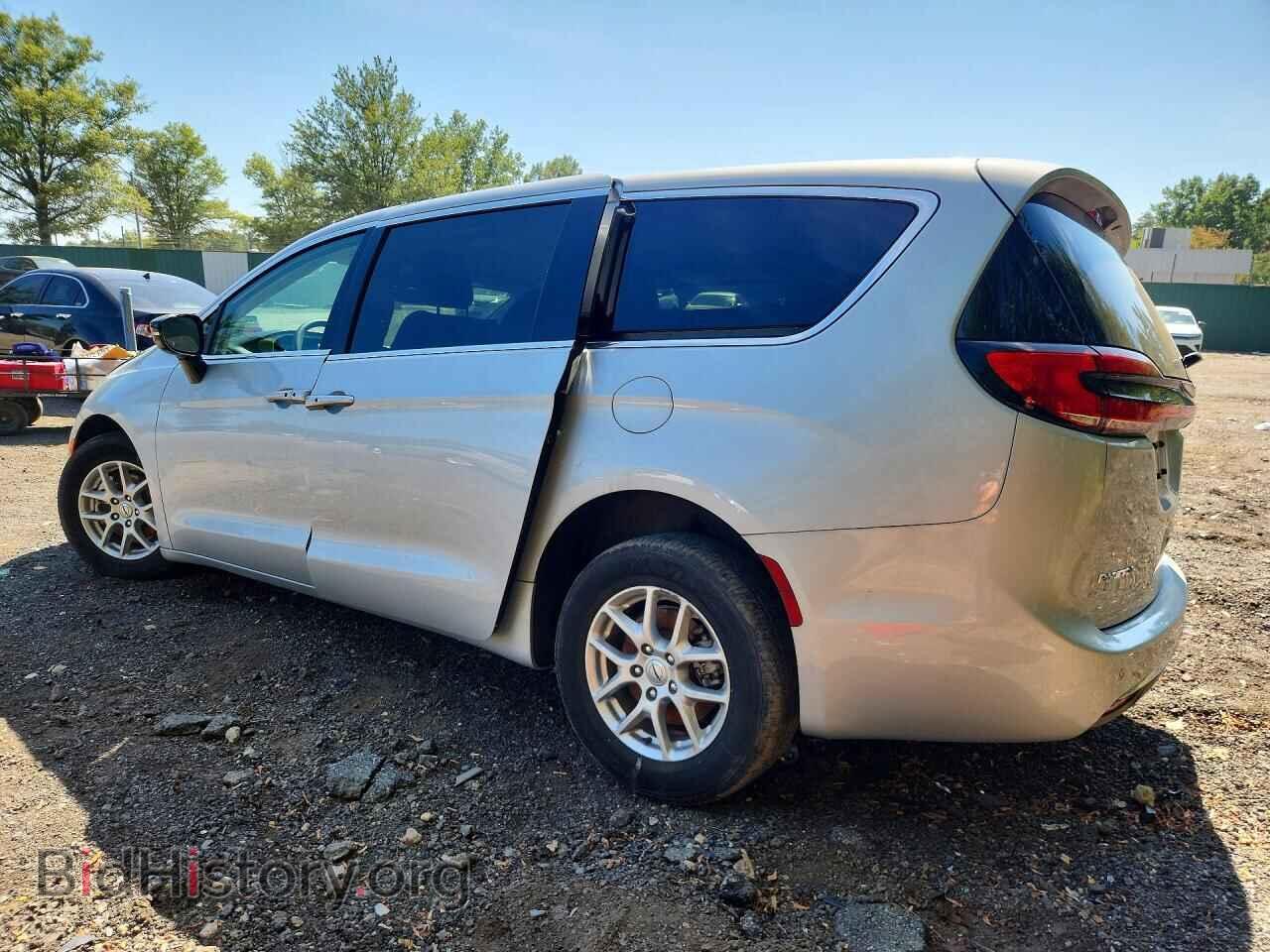 2024 CHRYSLER PACIFICA - VIN: 2C4RC1BG5RR159307 - Photo 2