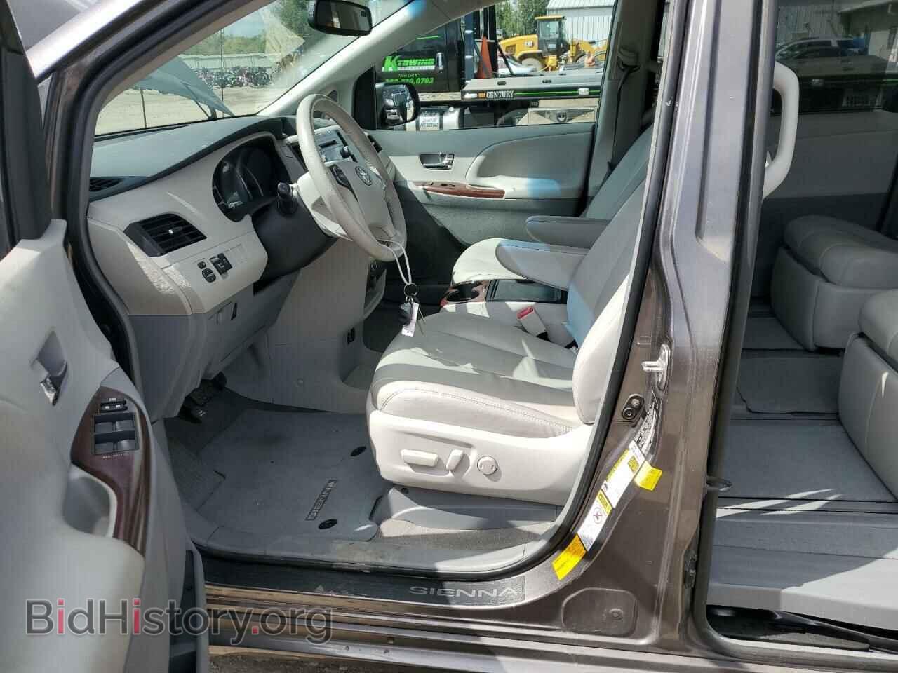 2013 TOYOTA All Models - VIN: 5TDDK3DC8DS066123 - Photo 7