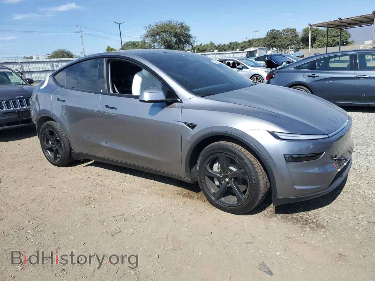 2026 TESLA MODEL Y - VIN: 7SAYGDEEXTF347628 - Фото 4