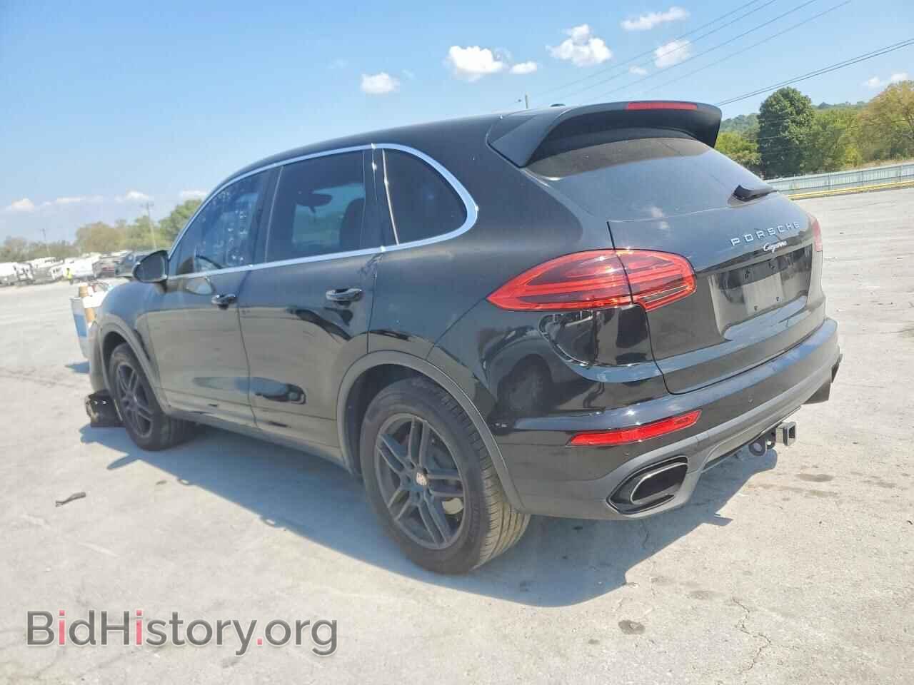 2016 PORSCHE CAYENNE - VIN: WP1AA2A25GLA02637 - Photo 2