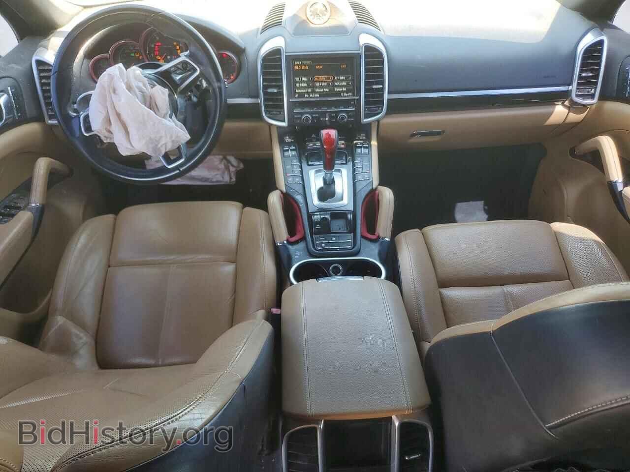 2016 PORSCHE CAYENNE - VIN: WP1AA2A25GLA02637 - Photo 8