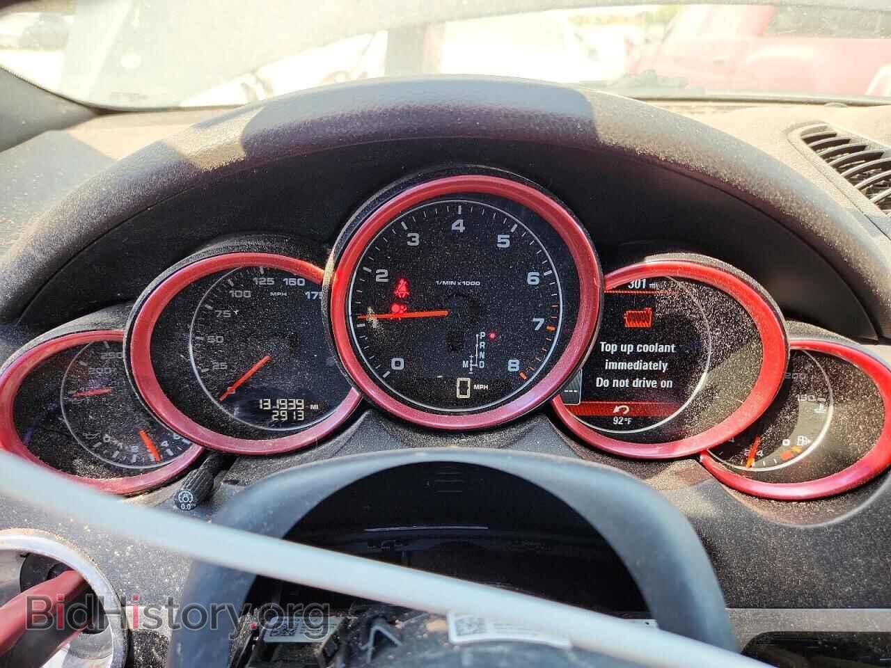 2016 PORSCHE CAYENNE - VIN: WP1AA2A25GLA02637 - Photo 9
