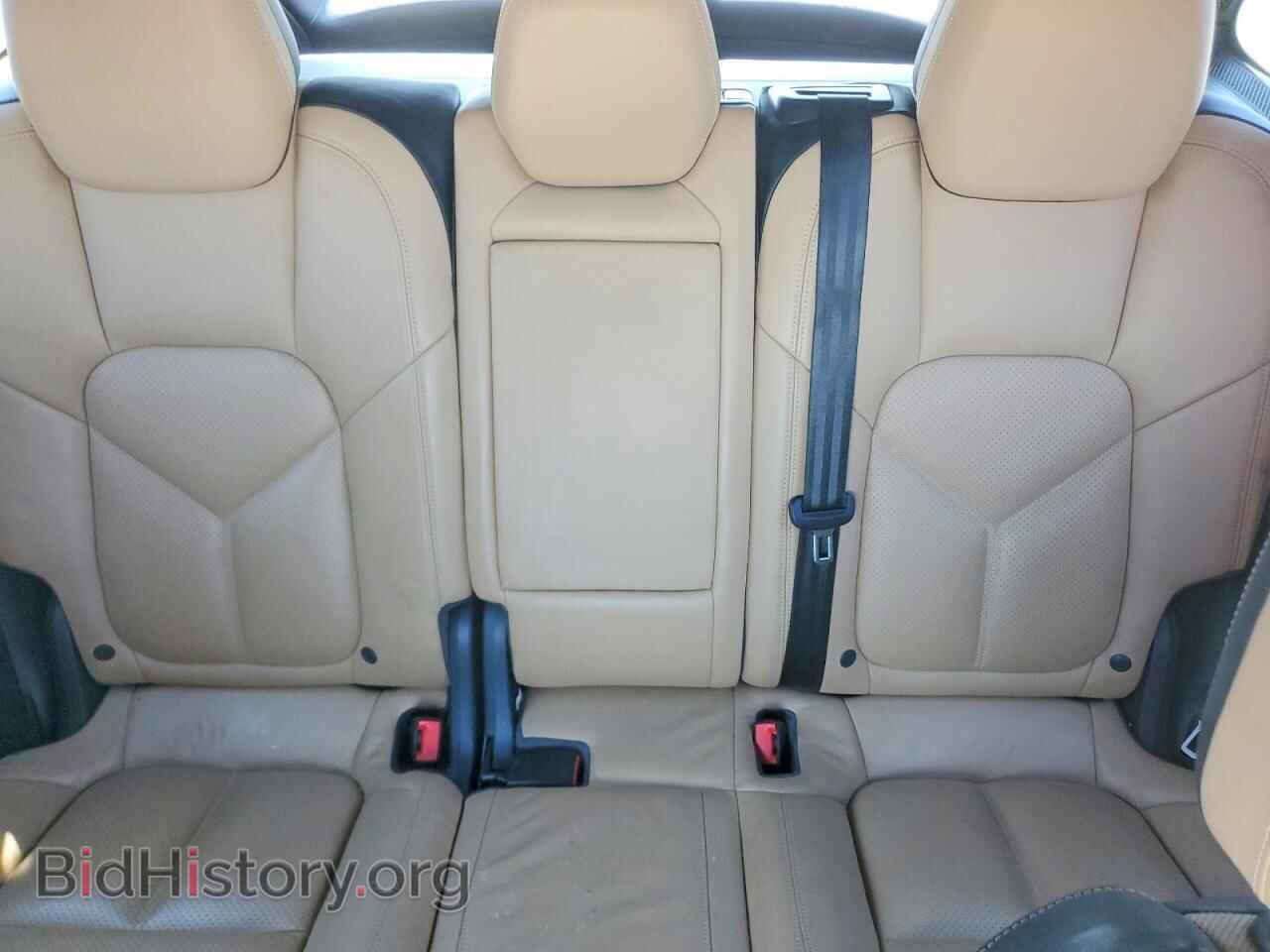 2016 PORSCHE CAYENNE - VIN: WP1AA2A25GLA02637 - Photo 10