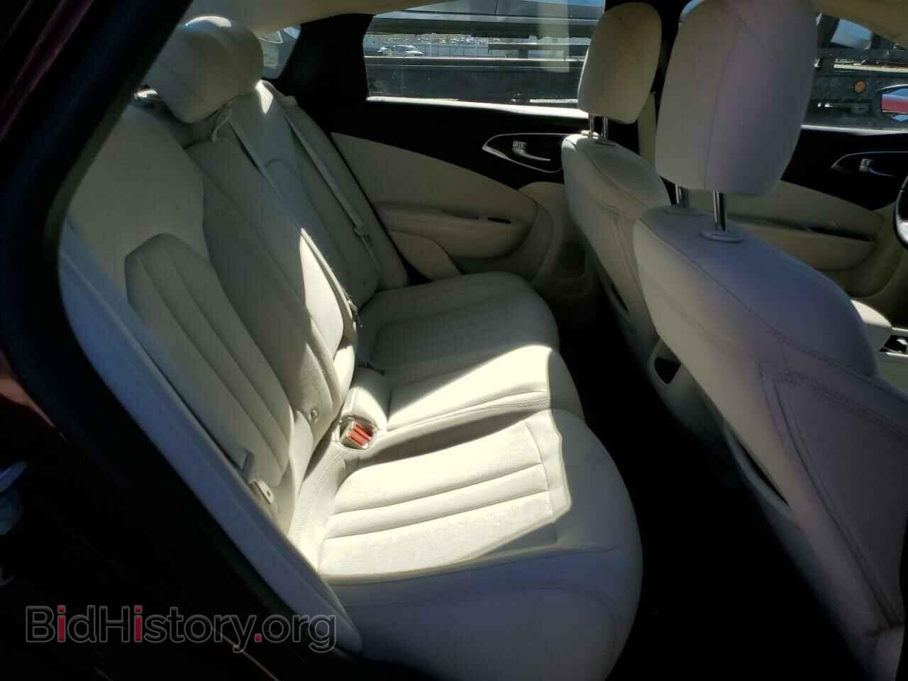 2016 CHRYSLER 200 - VIN: 1C3CCCAB1GN108361 - Фото 10