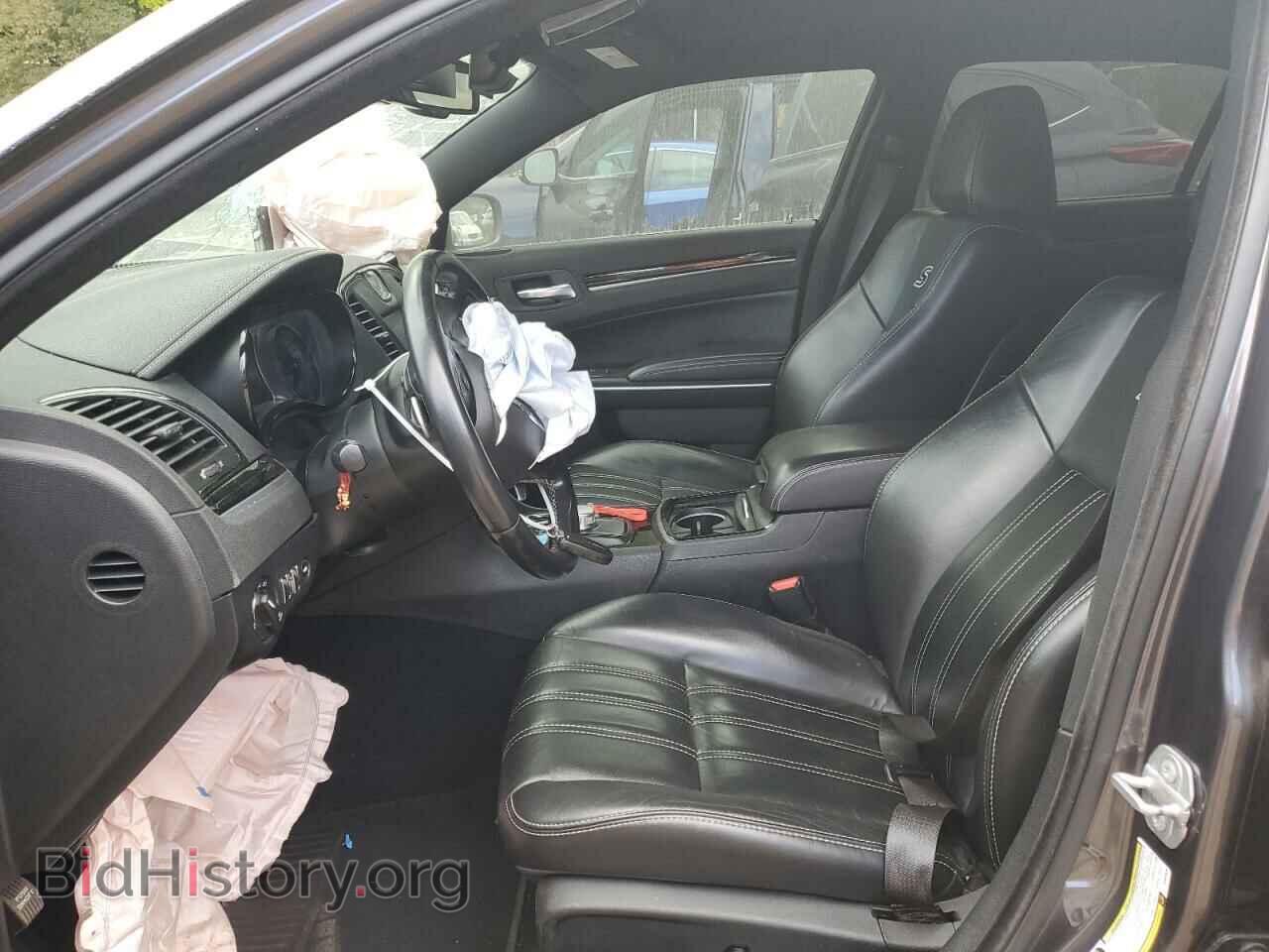 2019 CHRYSLER 300 - VIN: 2C3CCABG8KH546830 - Фото 7