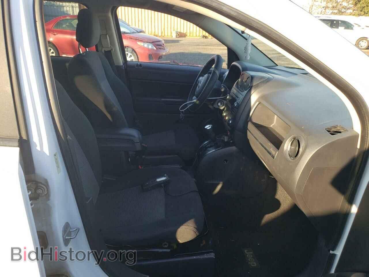 2011 JEEP COMPASS - VIN: 1J4NF4FB1BD265925 - Фото 5