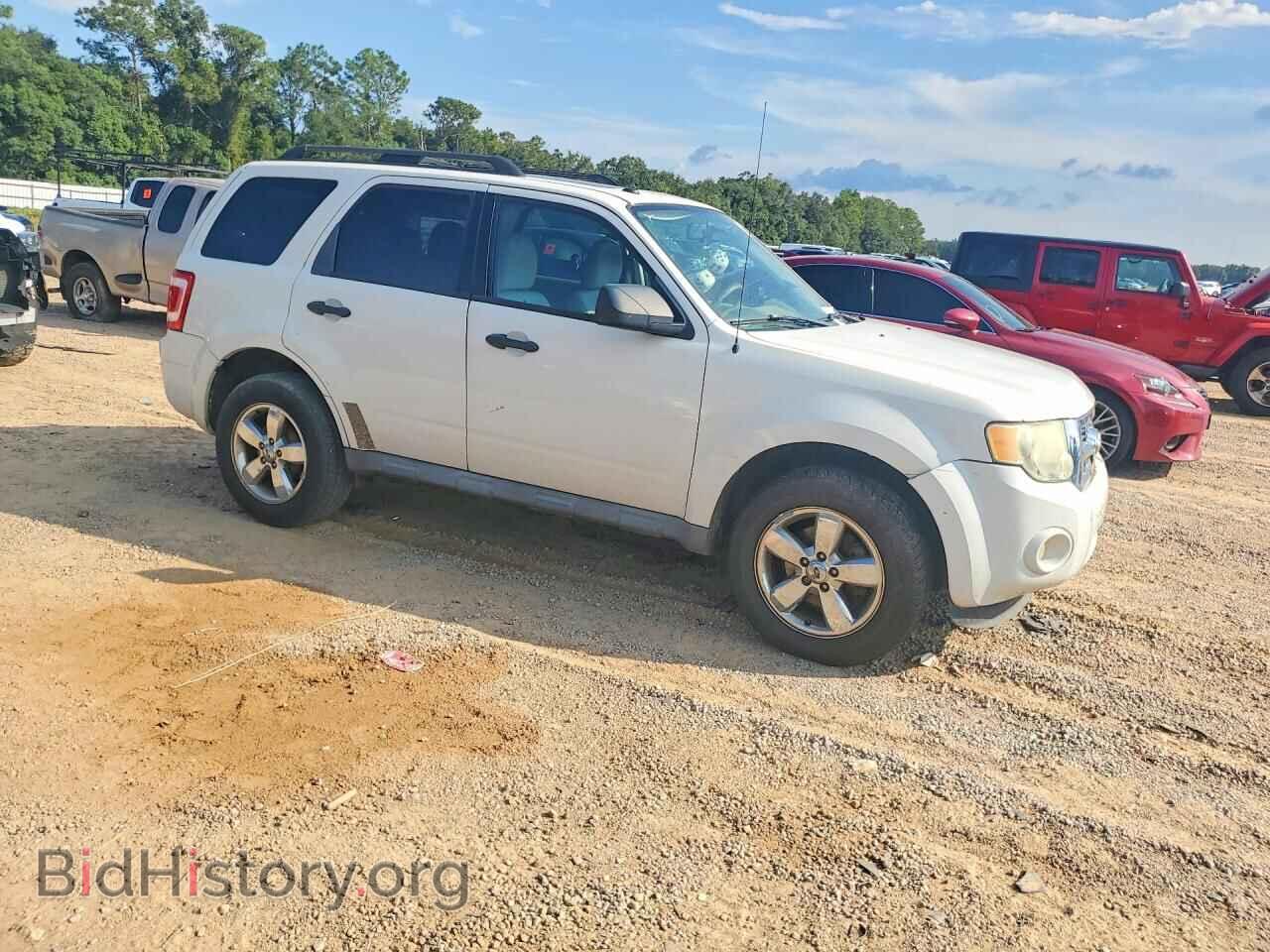 2011 FORD ESCAPE - VIN: 1FMCU0D76BKA04016 - Photo 4
