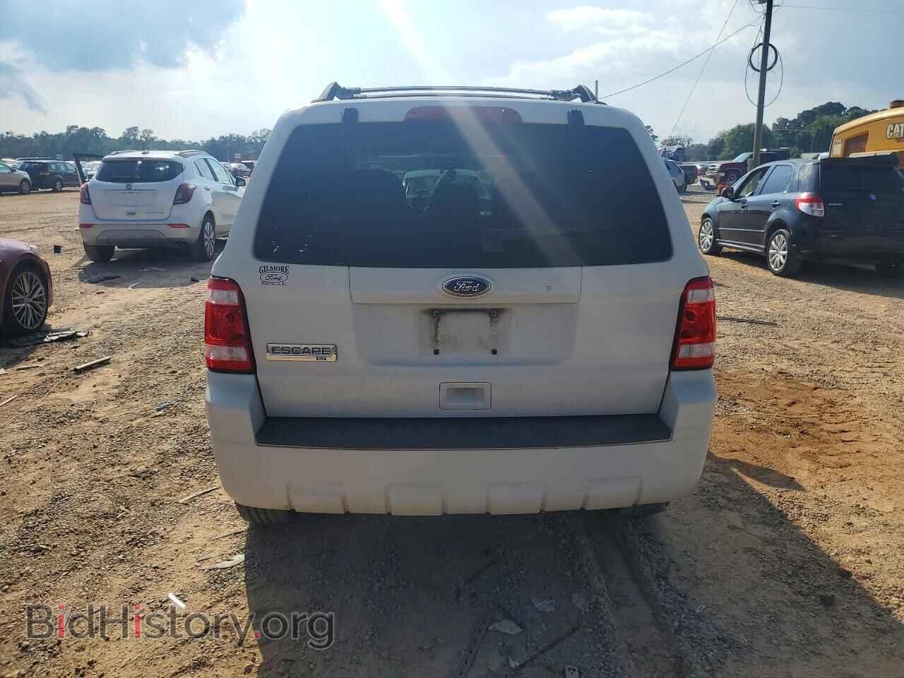 2011 FORD ESCAPE - VIN: 1FMCU0D76BKA04016 - Photo 6