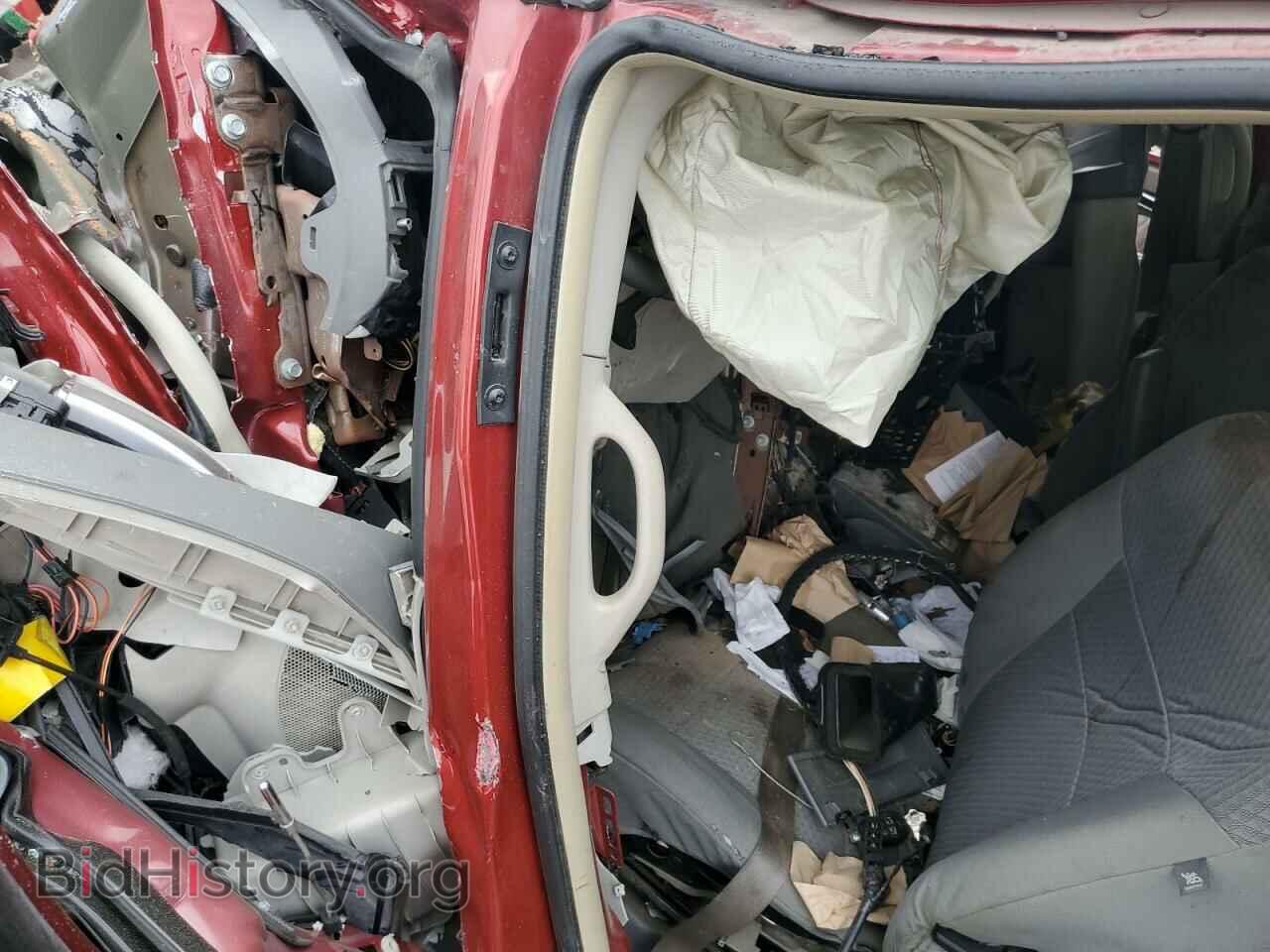 2008 CHRYSLER MINIVAN - VIN: 2A8HR54P98R631465 - Photo 8