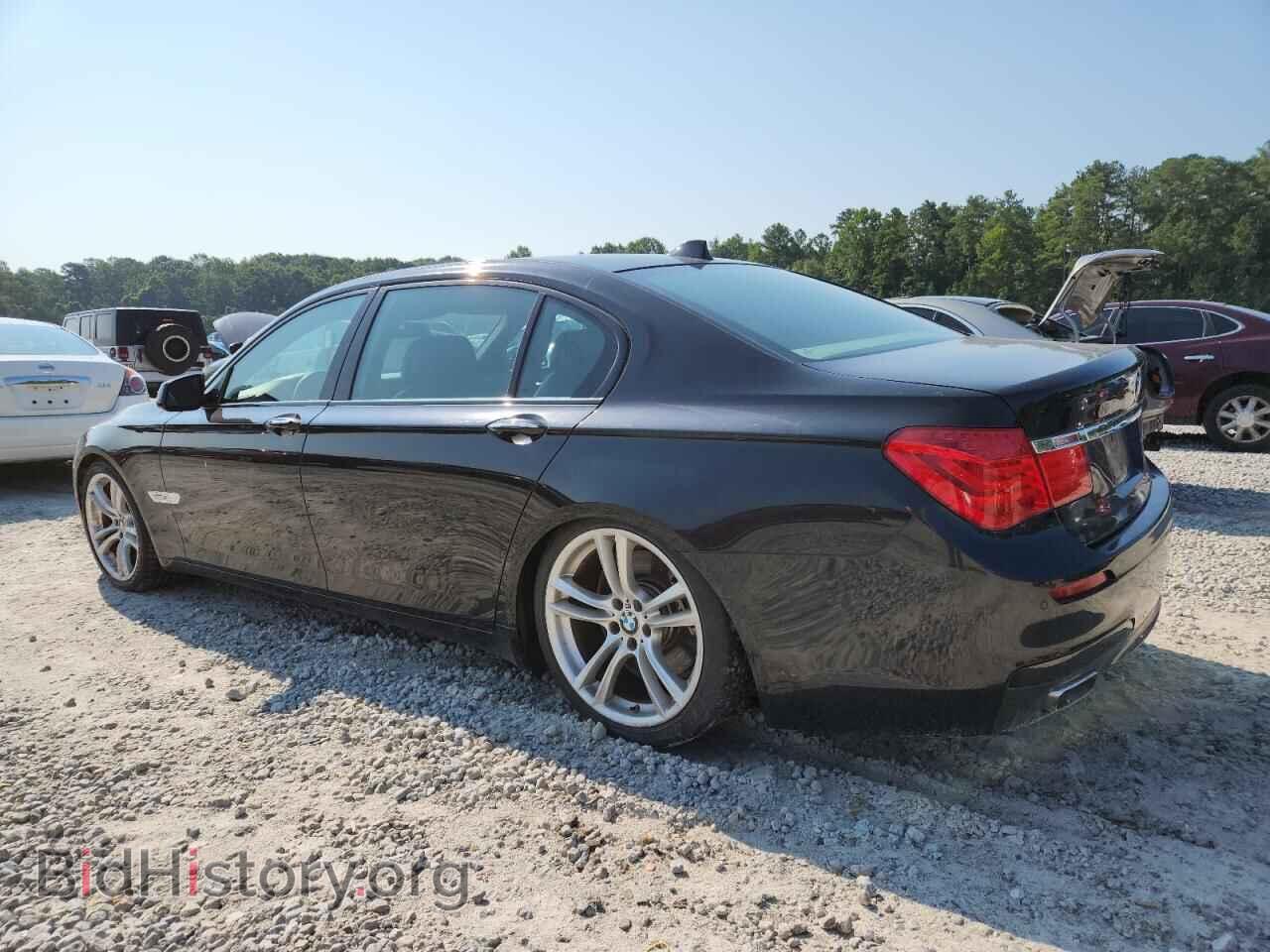 2012 BMW 7 SERIES - VIN: WBAKB8C5XCC964548 - Фото 2