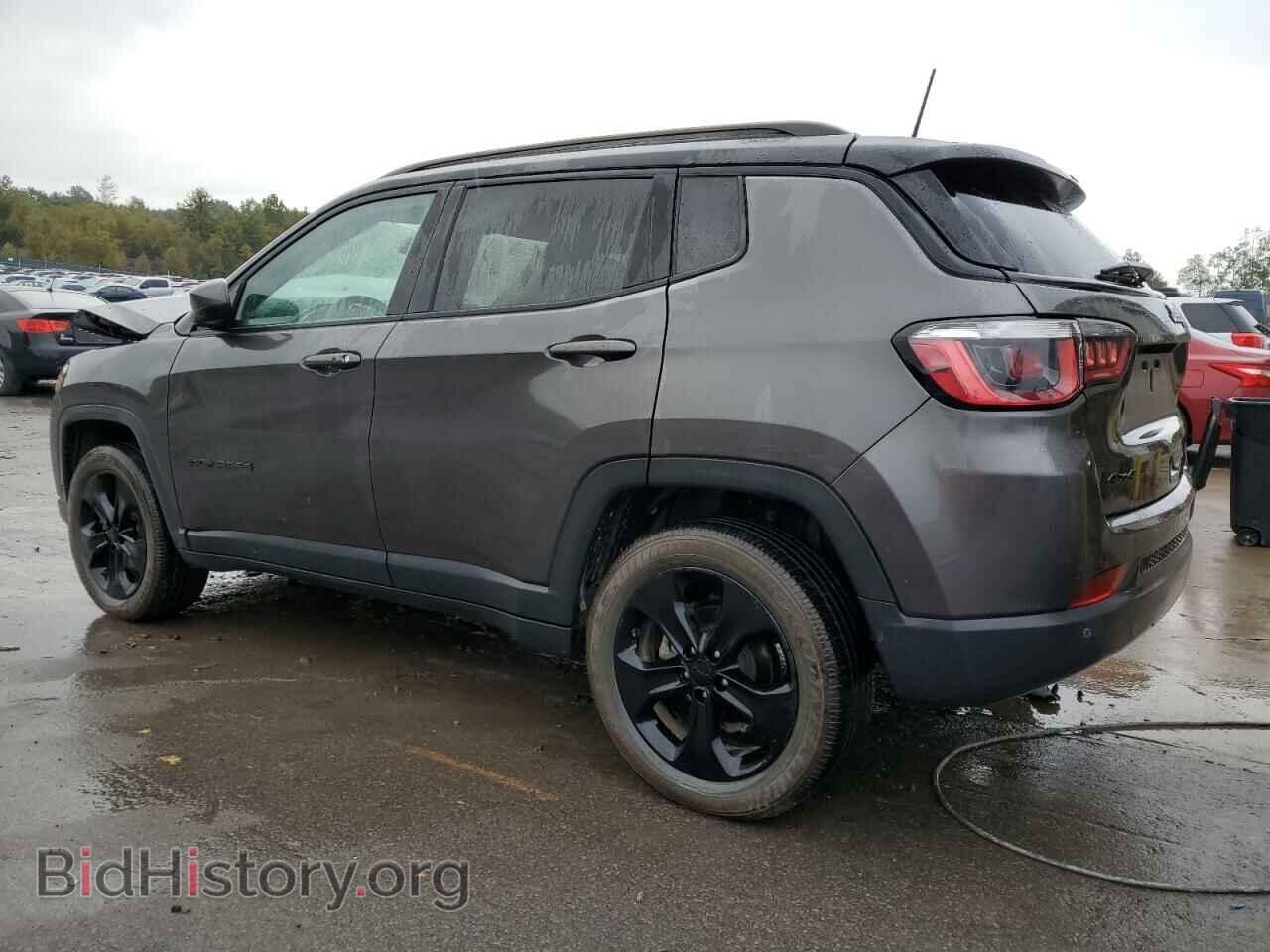 2018 JEEP COMPASS - VIN: 3C4NJDBB1JT304418 - Фото 2