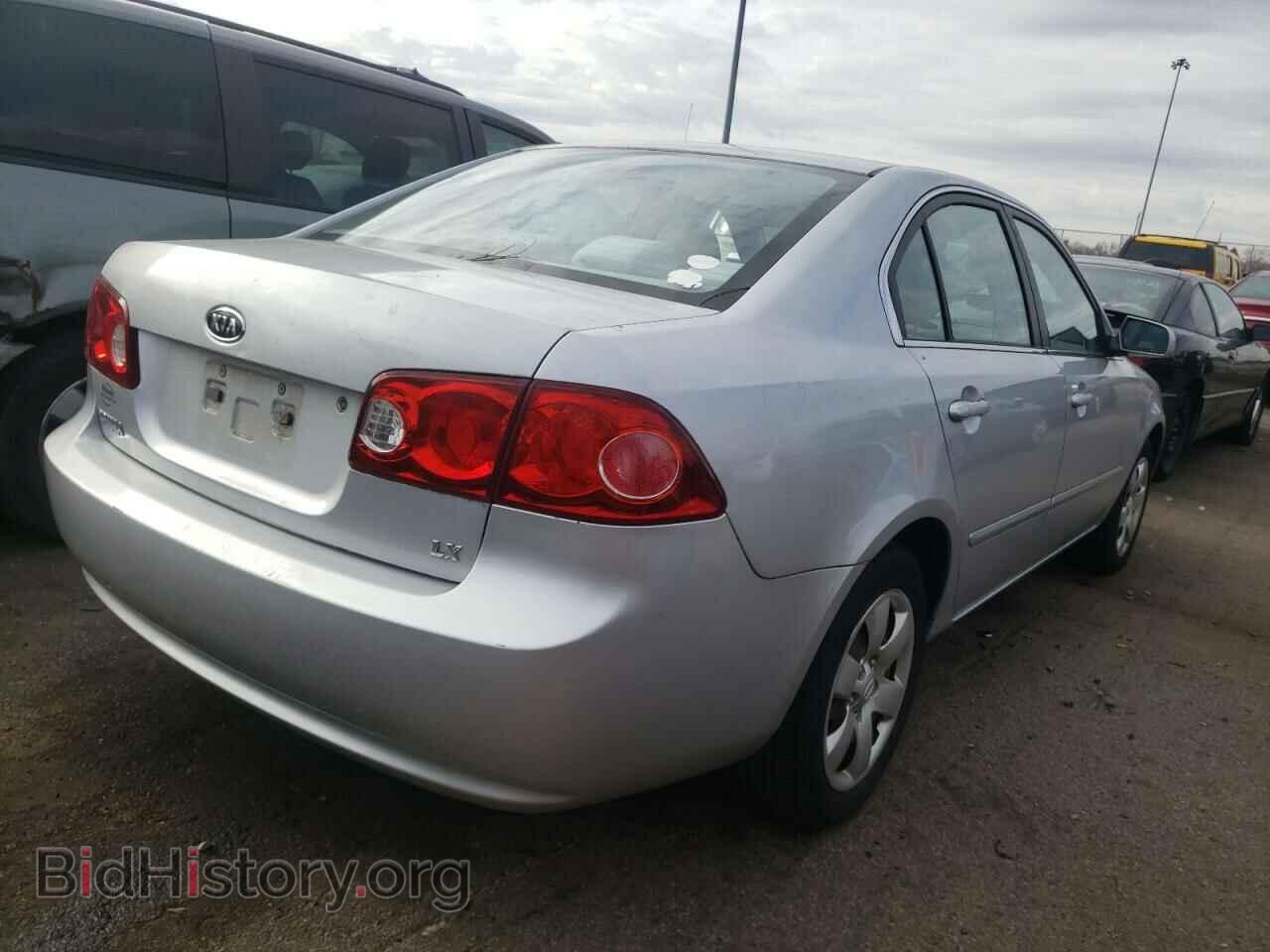 2006 KIA OPTIMA - VIN: KNAGE123665070172 - Фото 4