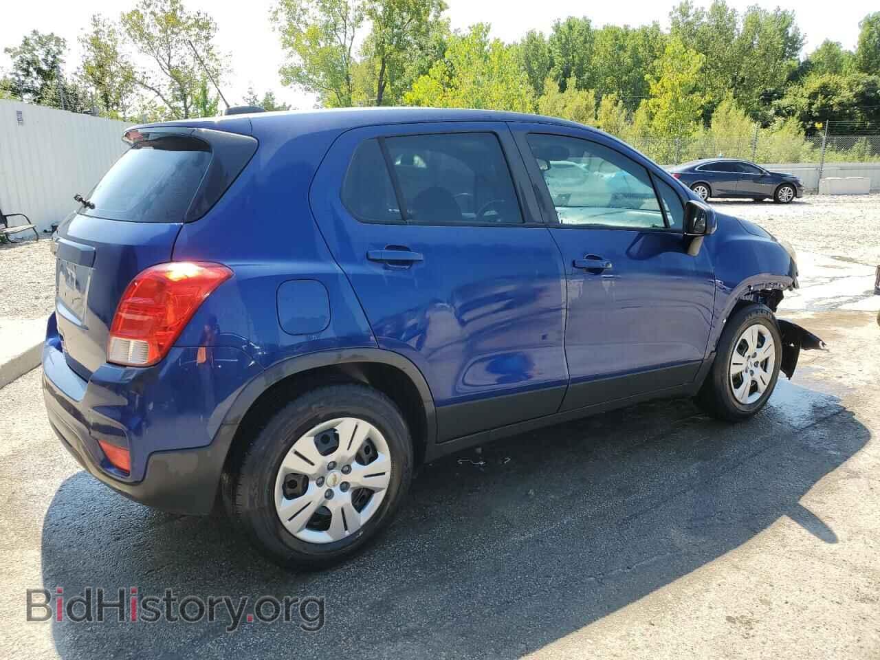 2017 CHEVROLET TRAX - VIN: 3GNCJKSB1HL184598 - Фото 3